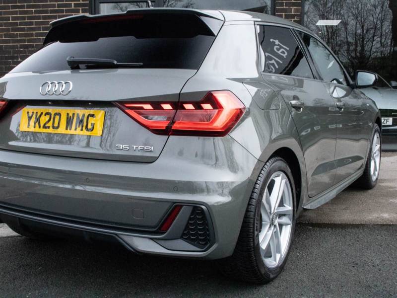 Audi A1   Registered:2020(20)