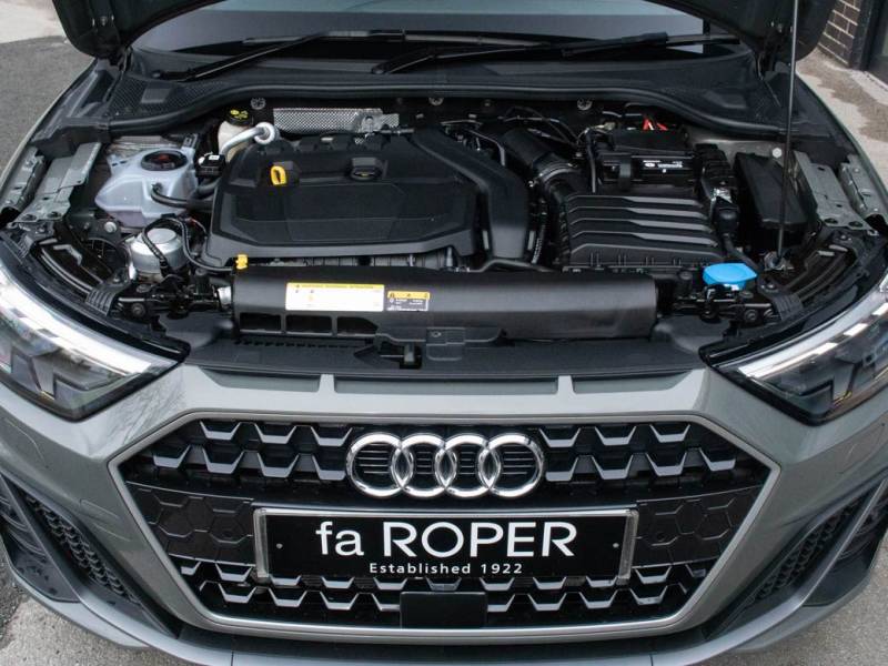 Audi A1   Registered:2020(20)