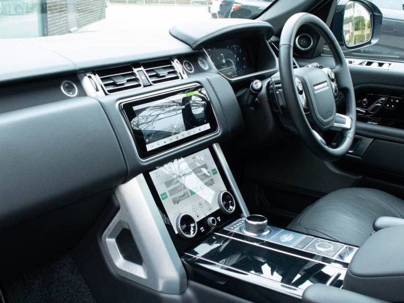 Land Rover Range Rover   Registered:2020(70)