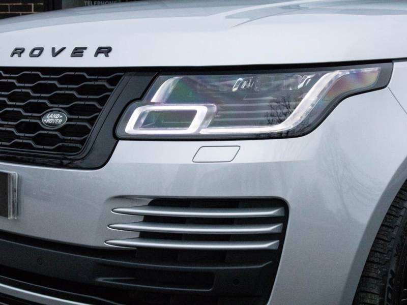 Land Rover Range Rover   Registered:2020(70)
