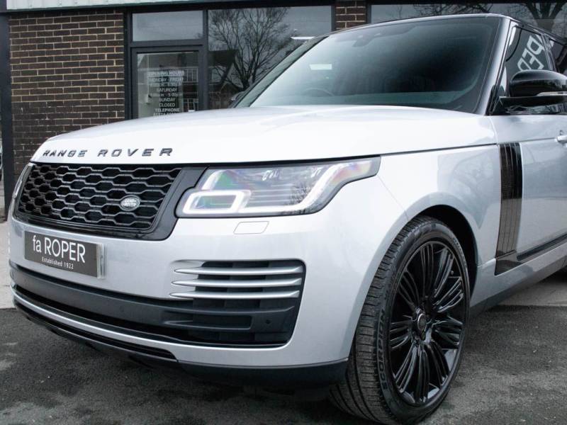 Land Rover Range Rover   Registered:2020(70)