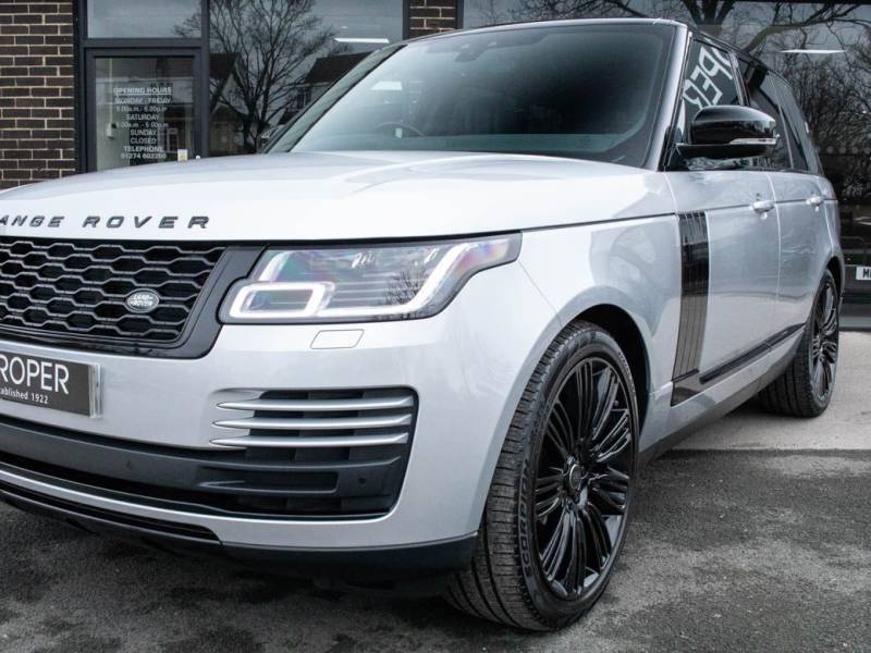 Land Rover Range Rover   Registered:2020(70)