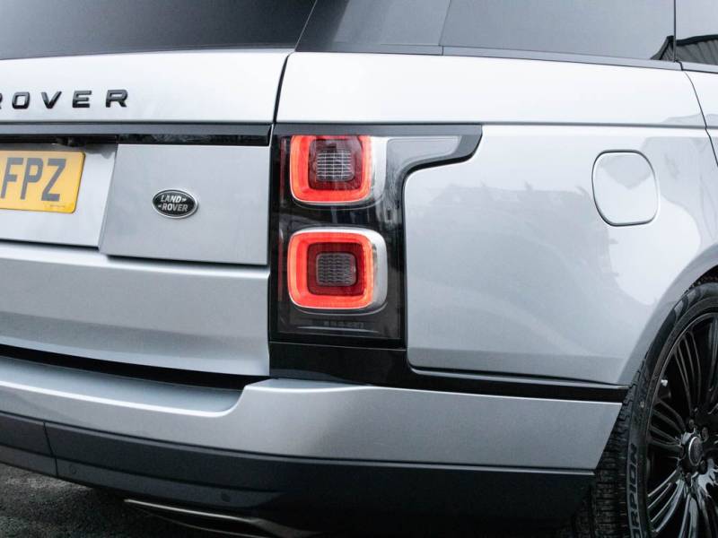 Land Rover Range Rover   Registered:2020(70)