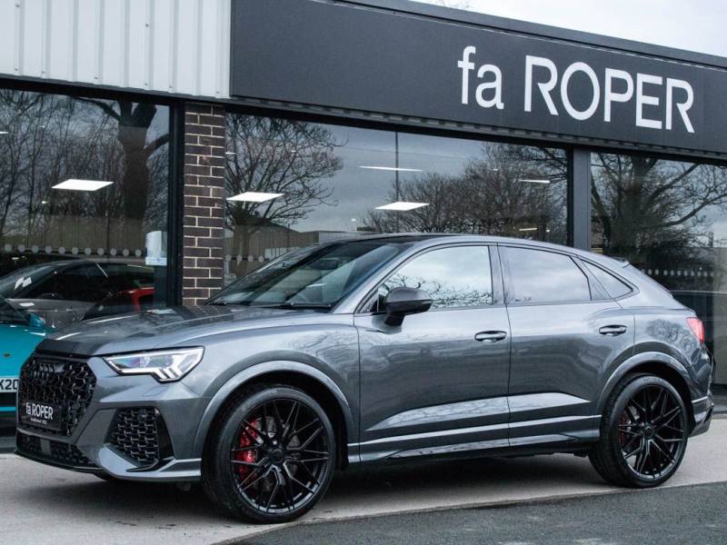 Audi RS Q3   Registered:2022(22)