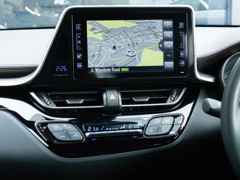 Toyota C HR   Registered:2019(69)