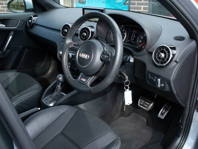 Audi A1   Registered:2018(68)