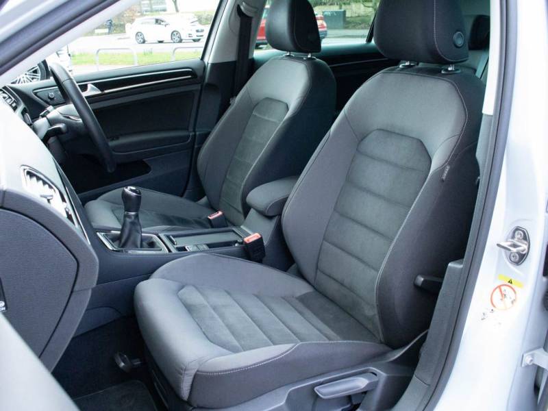 Volkswagen Golf   Registered:2017(67)