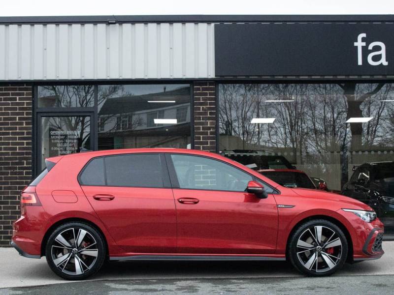 Volkswagen Golf   Registered:2022(72)