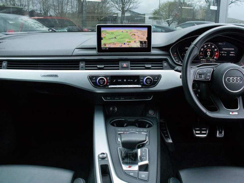 Audi S5   Registered:2017(17)