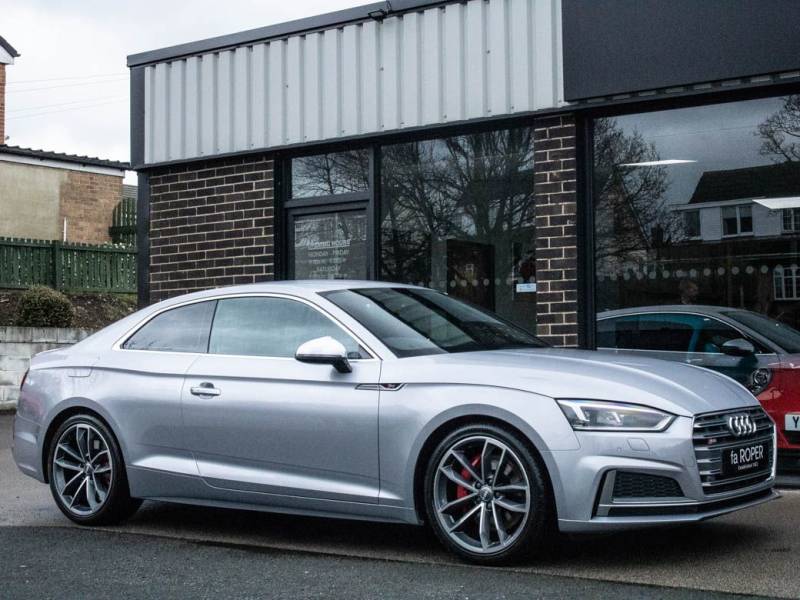 Audi S5   Registered:2017(17)