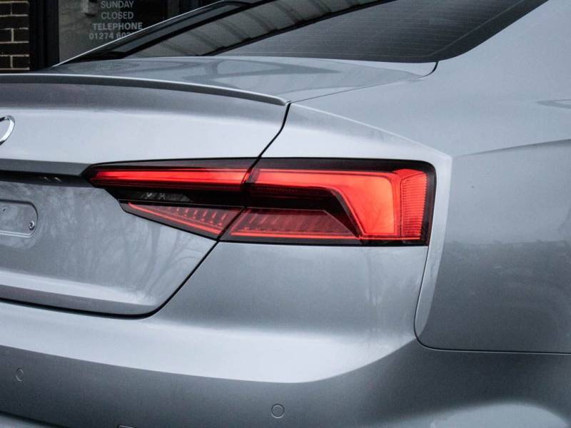 Audi S5   Registered:2017(17)