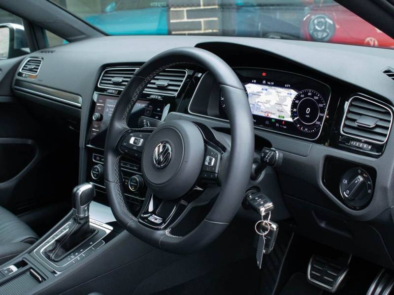 Volkswagen Golf   Registered:2018(67)