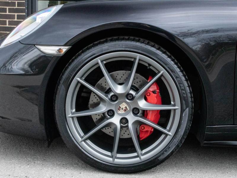 Porsche 911   Registered:2013(13)