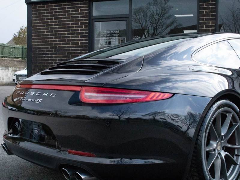 Porsche 911   Registered:2013(13)