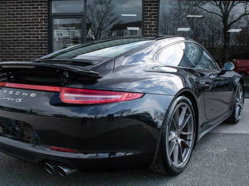 Porsche 911   Registered:2013(13)