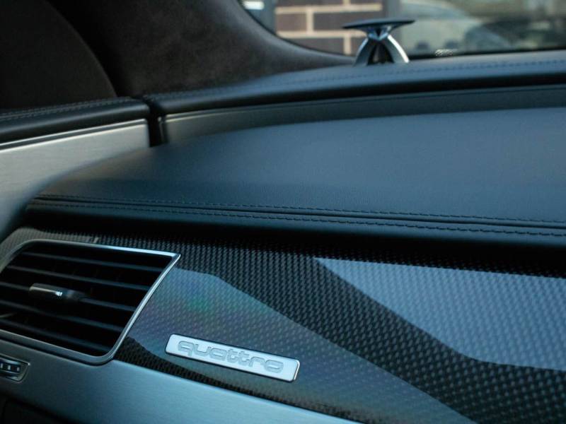 Audi S8   Registered:2016(66)