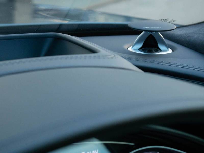 Audi S8   Registered:2016(66)