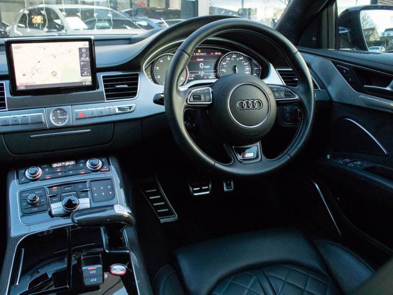 Audi S8   Registered:2016(66)