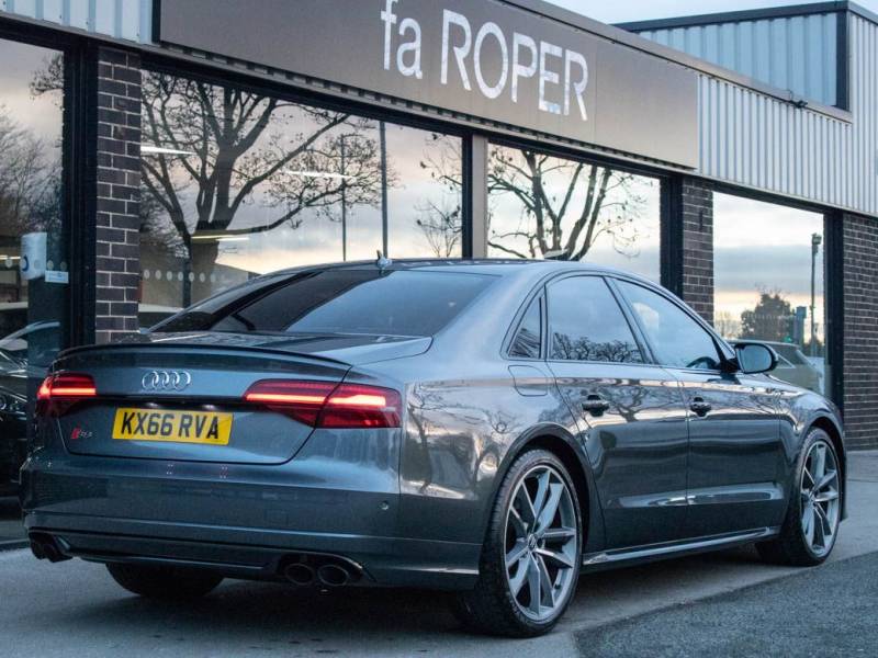 Audi S8   Registered:2016(66)