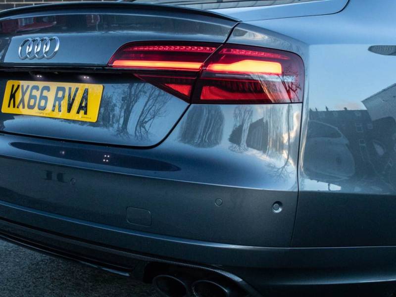 Audi S8   Registered:2016(66)