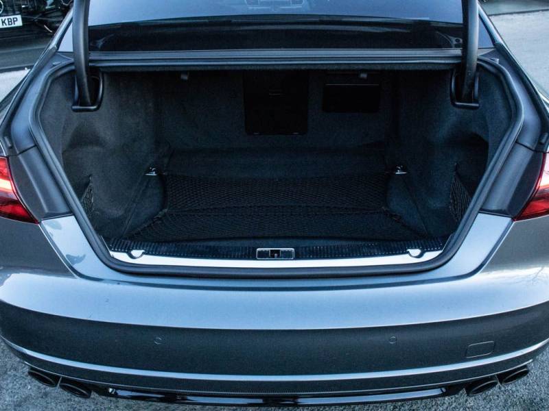 Audi S8   Registered:2016(66)