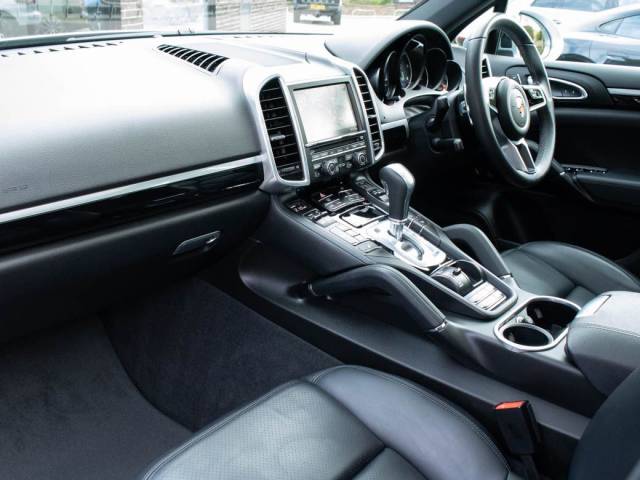 2015 Porsche Cayenne 3.0 TD V6 4WD Tiptronic S 262ps
