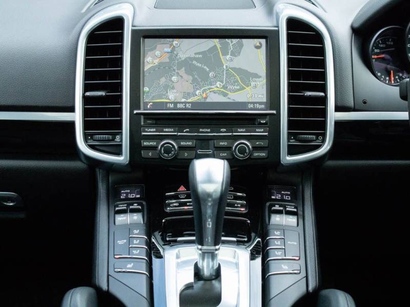 Porsche Cayenne   Registered:2015(65)