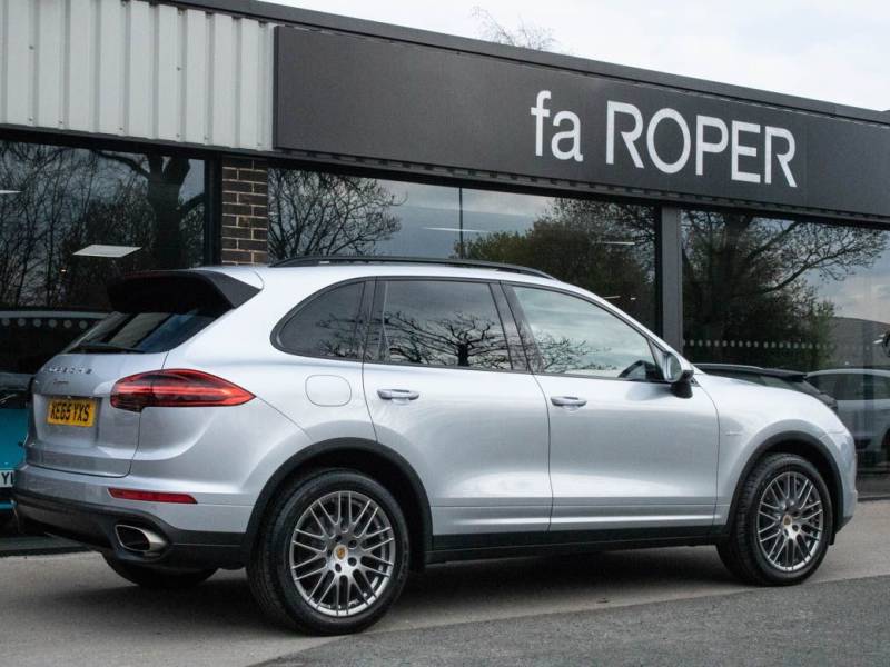 Porsche Cayenne   Registered:2015(65)