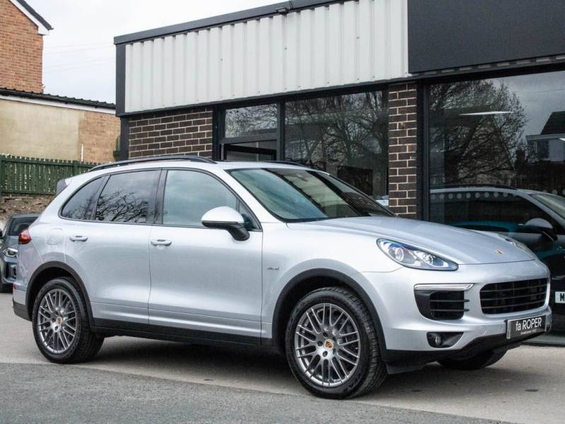 Porsche Cayenne   Registered:2015(65)