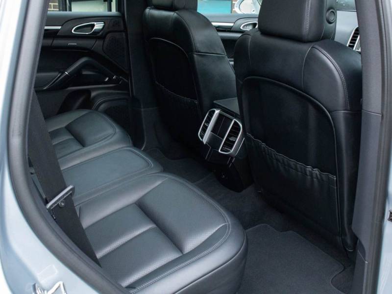 Porsche Cayenne   Registered:2015(65)