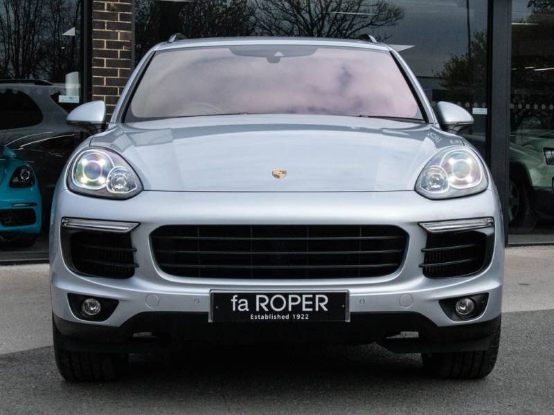 Porsche Cayenne   Registered:2015(65)