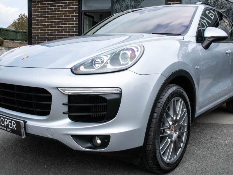 Porsche Cayenne   Registered:2015(65)