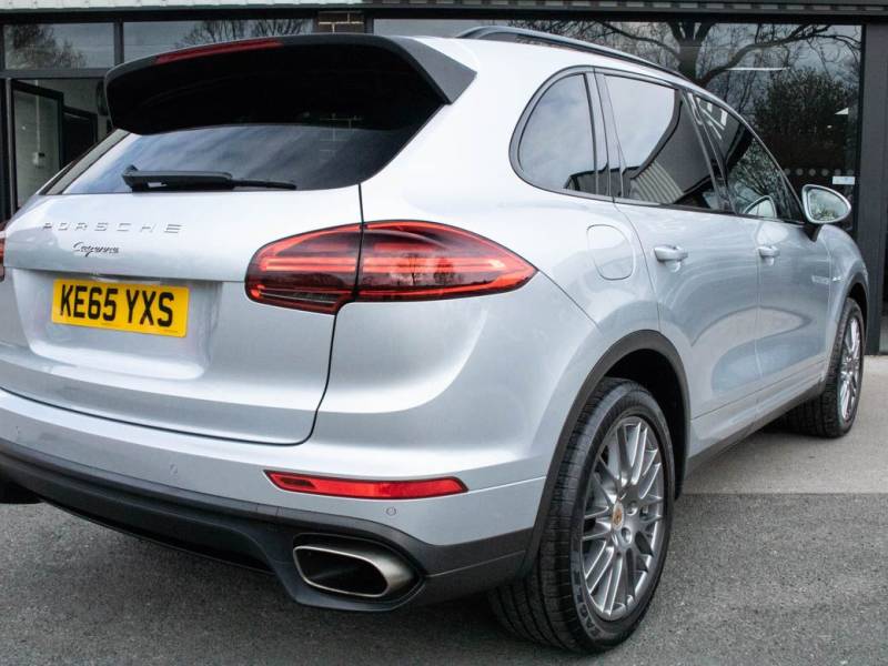 Porsche Cayenne   Registered:2015(65)