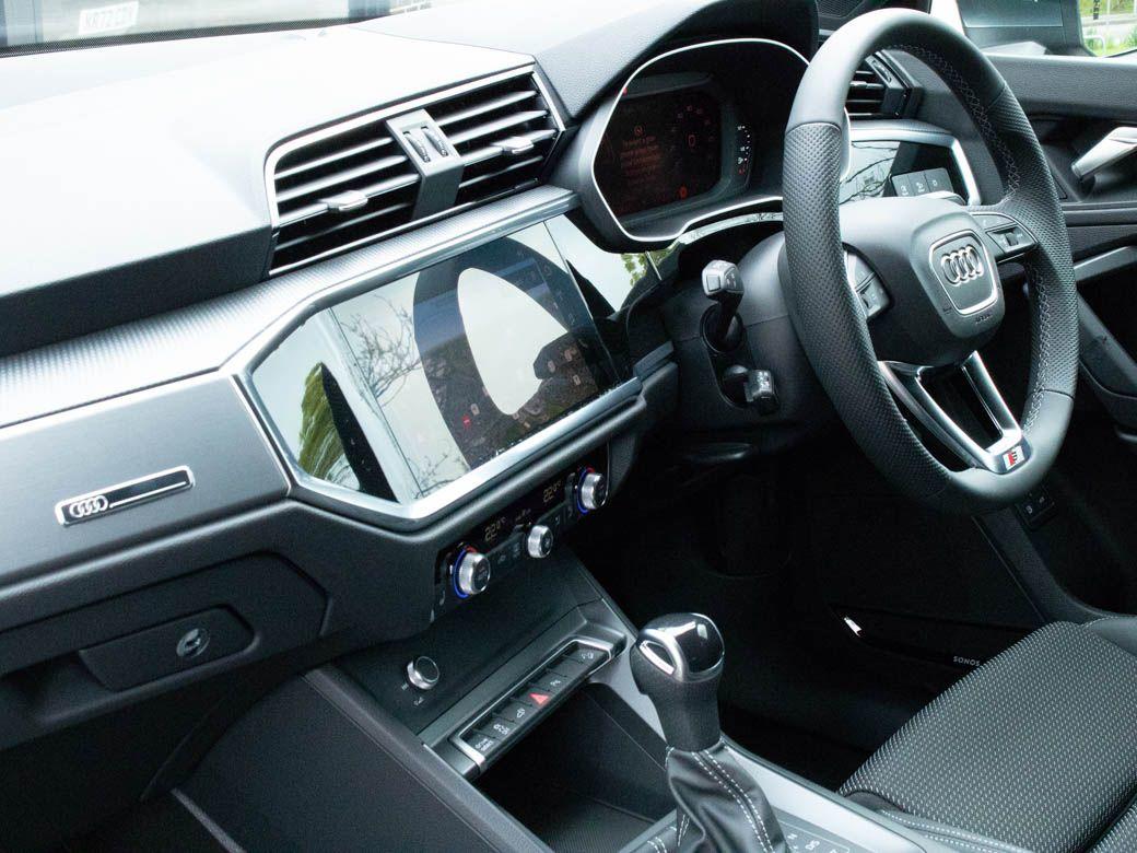 Audi Q3 1.4 45 TFSI e S Line Sportback S tronic 245ps Crossover Petrol / Electric Hybrid Daytona Grey Metallic