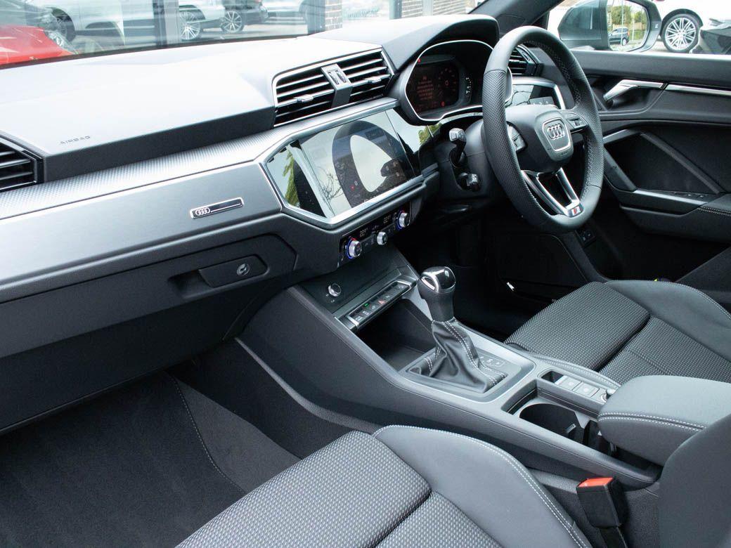 Audi Q3 1.4 45 TFSI e S Line Sportback S tronic 245ps Crossover Petrol / Electric Hybrid Daytona Grey Metallic