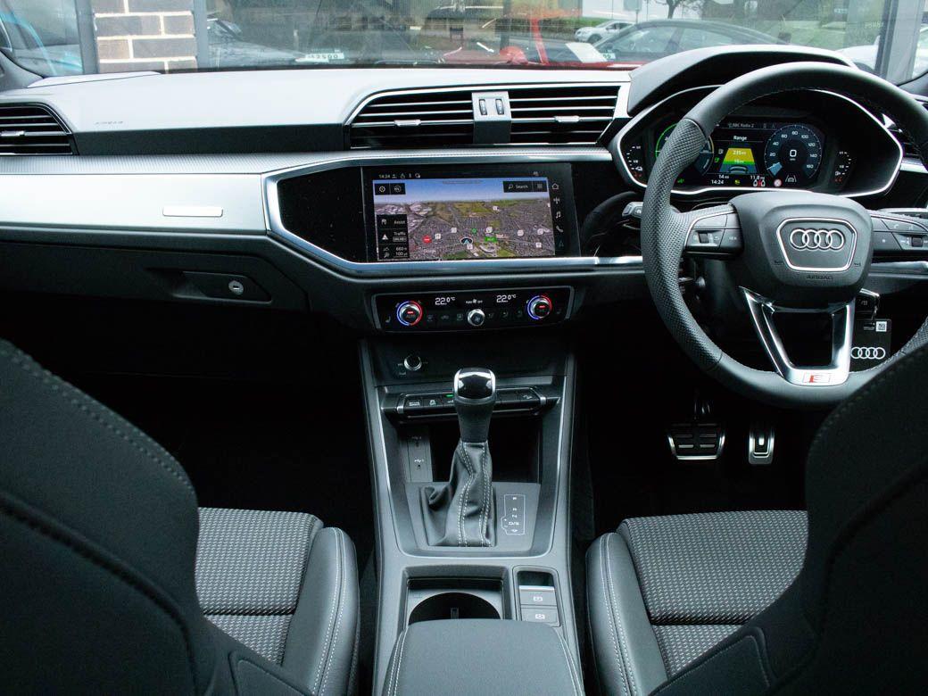 Audi Q3 1.4 45 TFSI e S Line Sportback S tronic 245ps Crossover Petrol / Electric Hybrid Daytona Grey Metallic