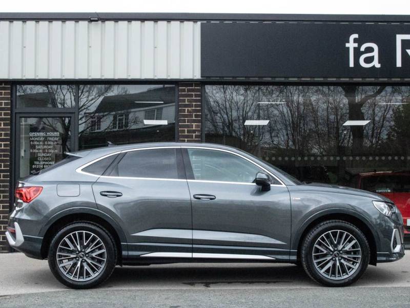 Audi Q3   Registered:2023(23)