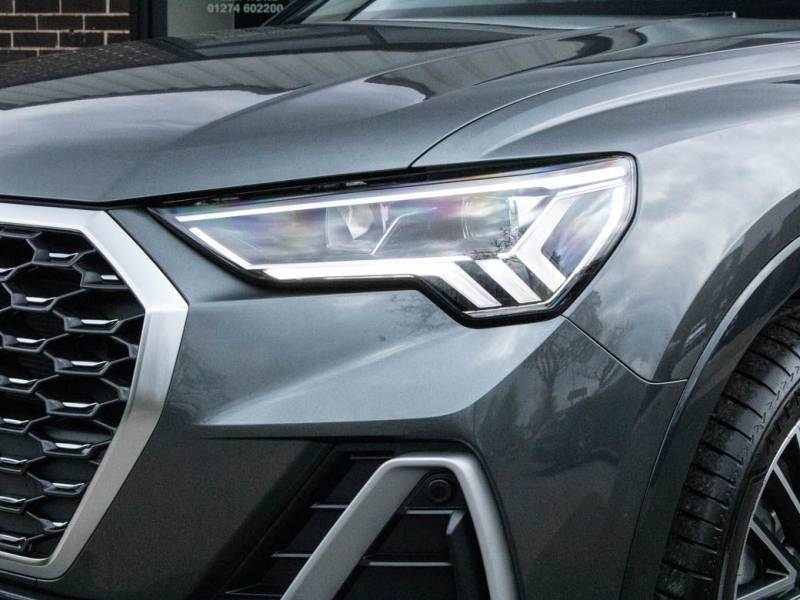 Audi Q3   Registered:2023(23)