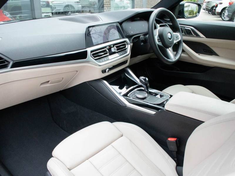 BMW 4 Series   Registered:2021(21)