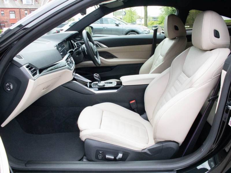 BMW 4 Series   Registered:2021(21)