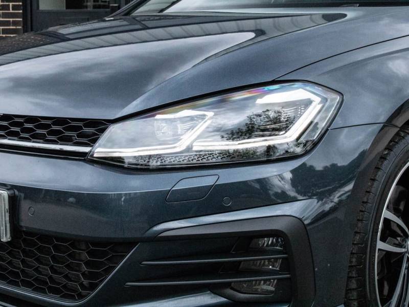 Volkswagen Golf   Registered:2019(19)