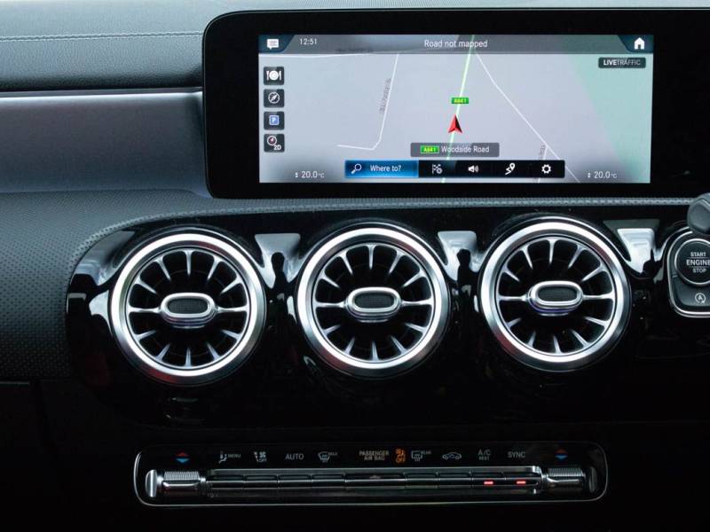 Mercedes Benz CLA   Registered:2021(21)