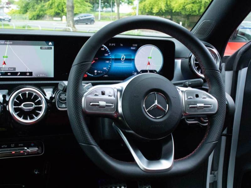 Mercedes Benz CLA   Registered:2021(21)