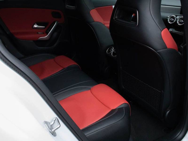 Mercedes Benz CLA   Registered:2021(21)