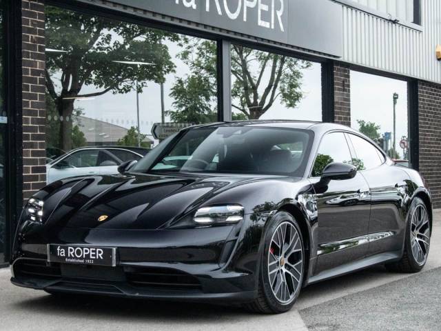 Porsche Taycan 4S Performance Plus 420kW 93.4kWh 4WD Auto 571ps Saloon Electric Jet Black Metallic
