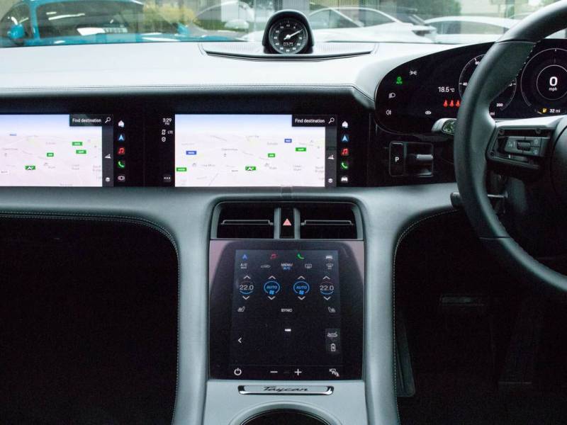 Porsche Taycan   Registered:2020(70)