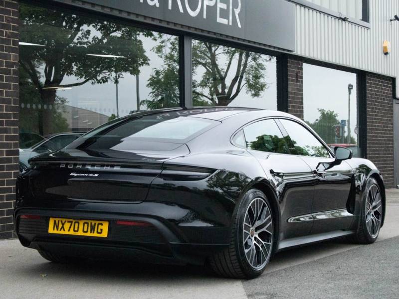 Porsche Taycan   Registered:2020(70)