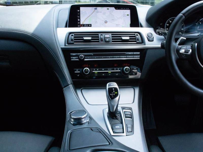 BMW 6 Series   Registered:2018(18)