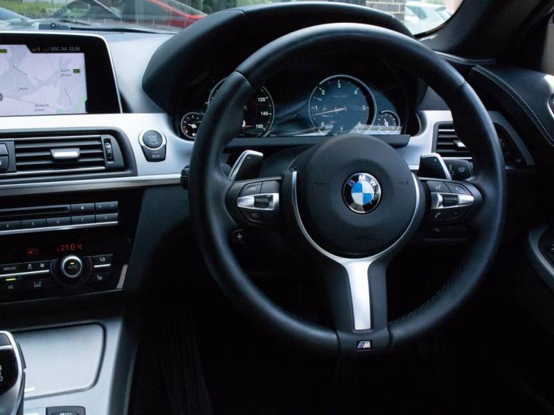 BMW 6 Series   Registered:2018(18)
