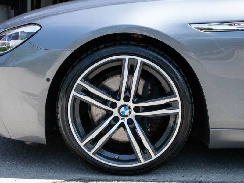 BMW 6 Series   Registered:2018(18)